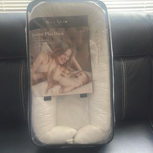 DockATot Deluxe+ Corduroy Baby Lounger